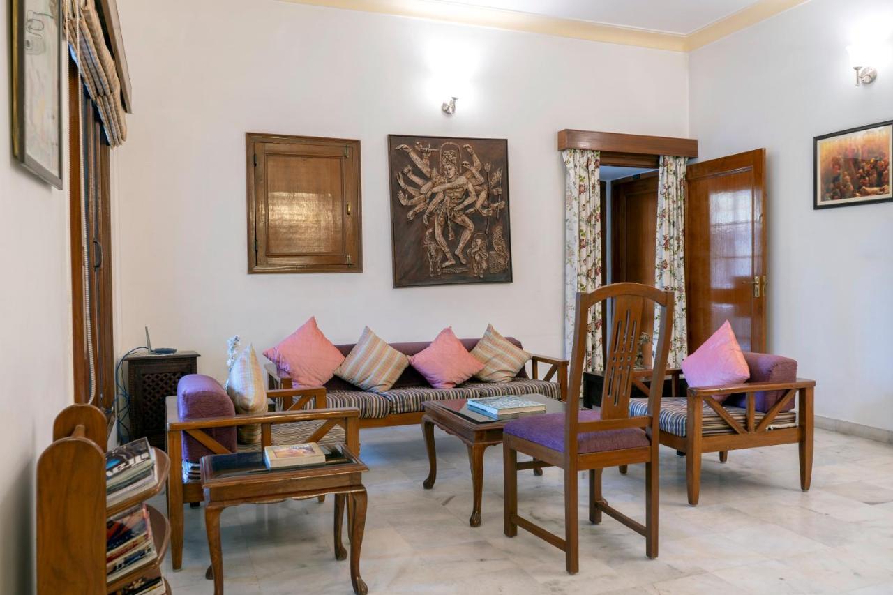 Giri Homestay By Vista Rooms Jaipur Luaran gambar